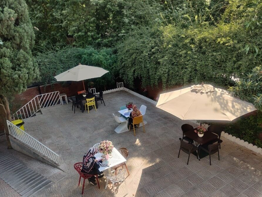 جای مناسب برای مطالعه‌ی درس (4)